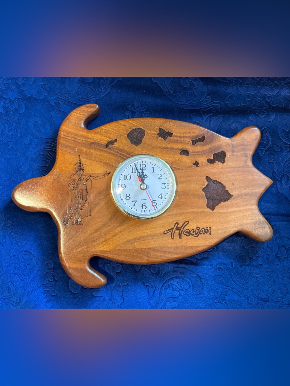 Hawaii King Kamehameha Koa Wood Clock Quartz Hand carved Hawaiian islands